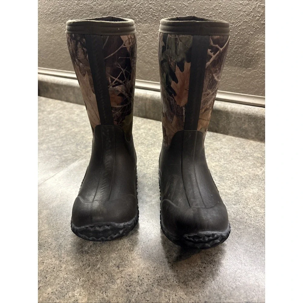 Kids Tamarack Camo Insulated Rubber Boots Sz 2 (9Q-B007) Good Condition